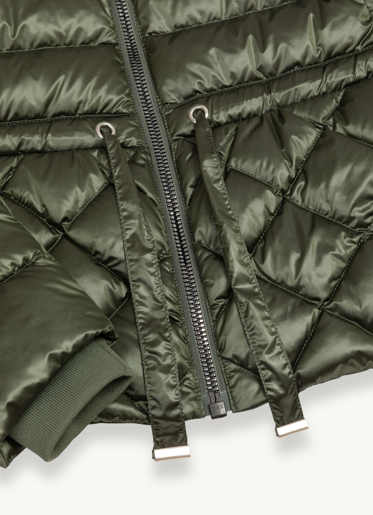 Iridescent diamond quilted jacket with drawstring