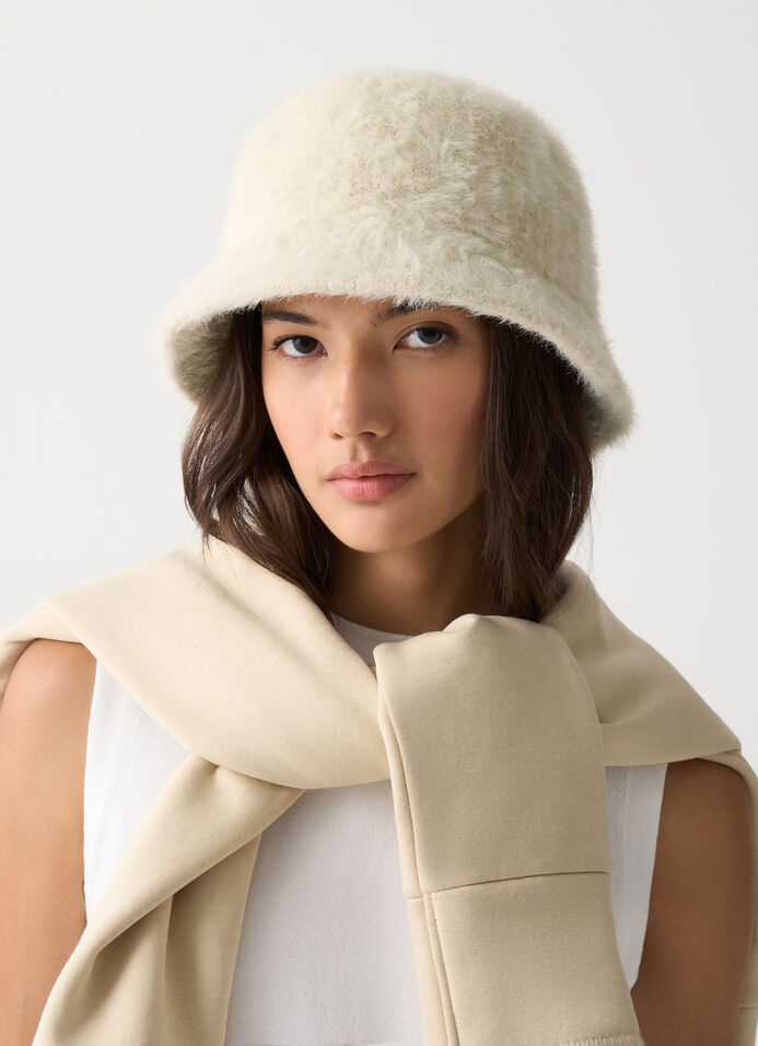 Teddy bucket hat image number 0