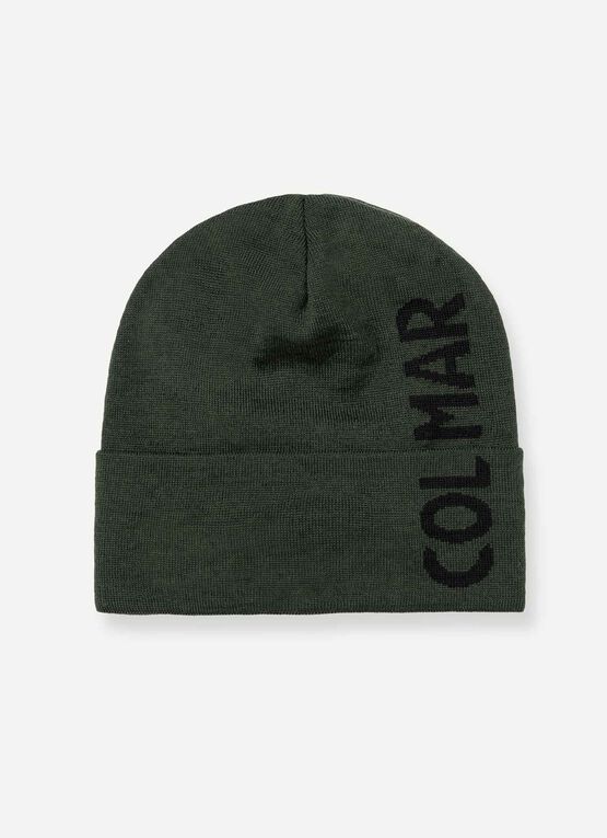 Men’s branded hat with turn-up cuff