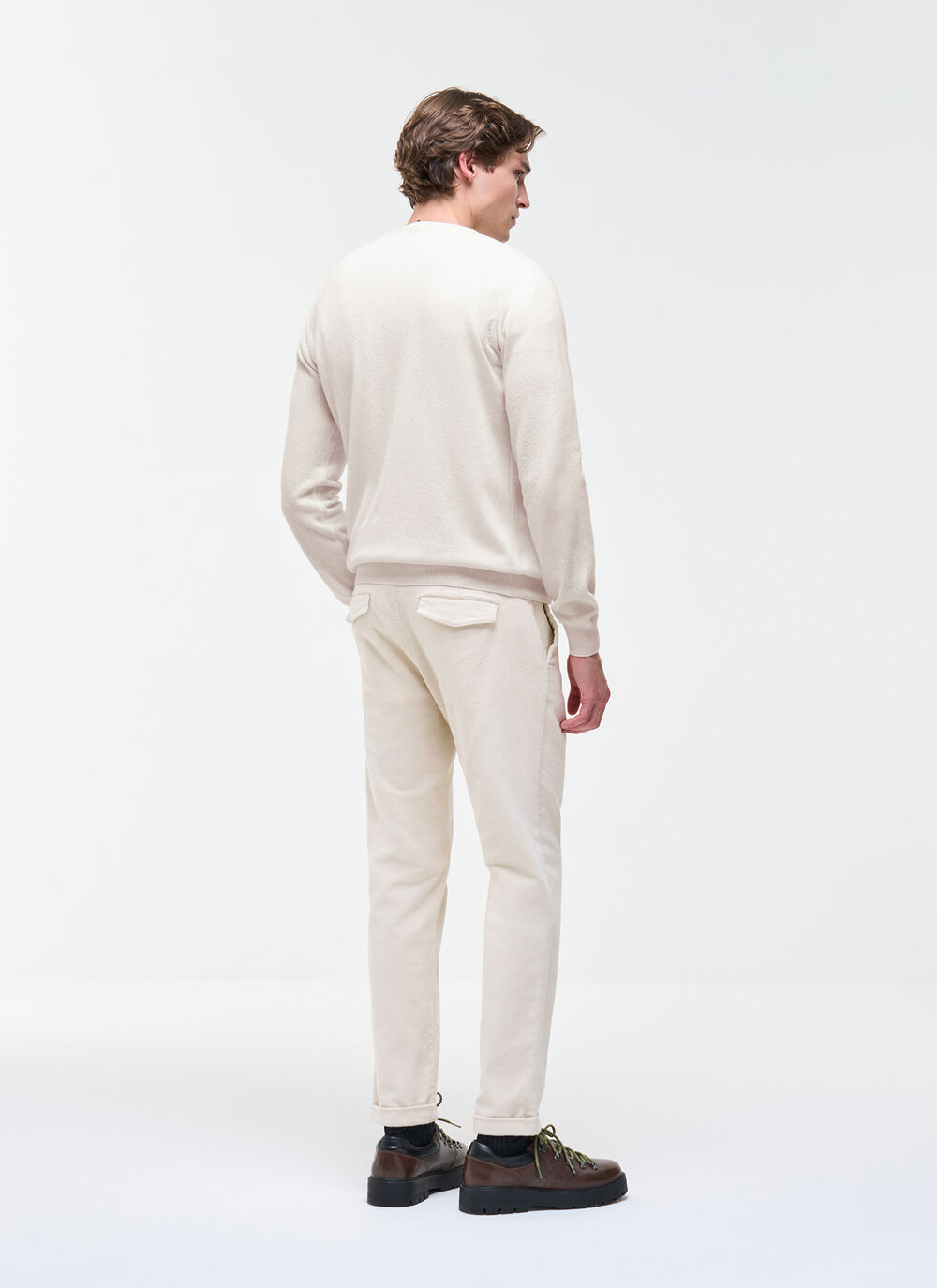 Fine-knit pullover