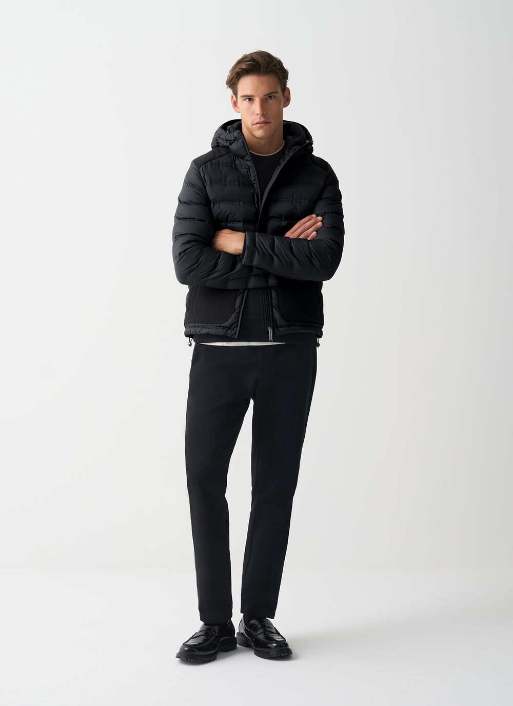 Doudoune matelass&eacute;e sans couture avec empi&egrave;cements lisses image number 0