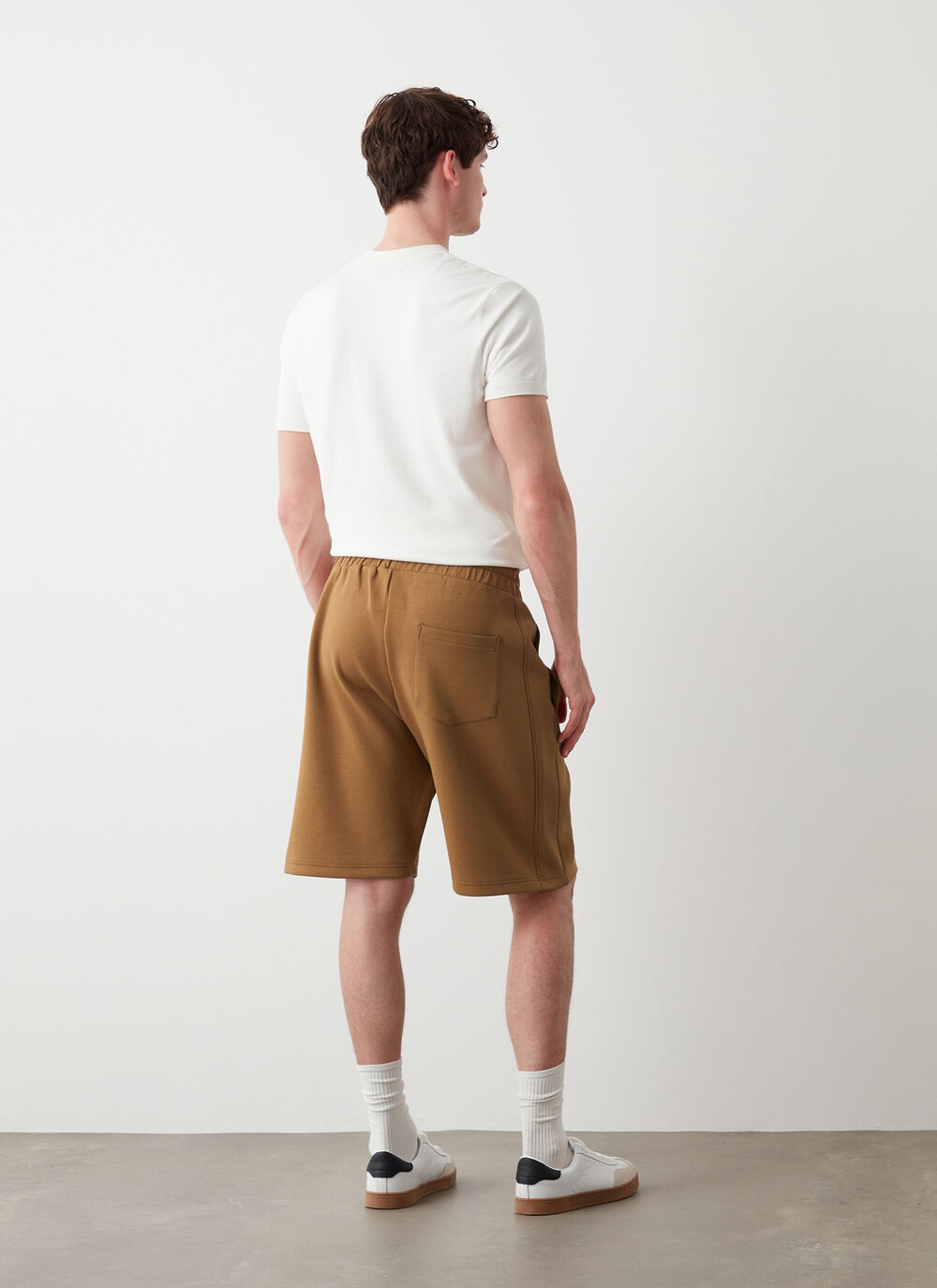 Fleece shorts with logo tape image number 3