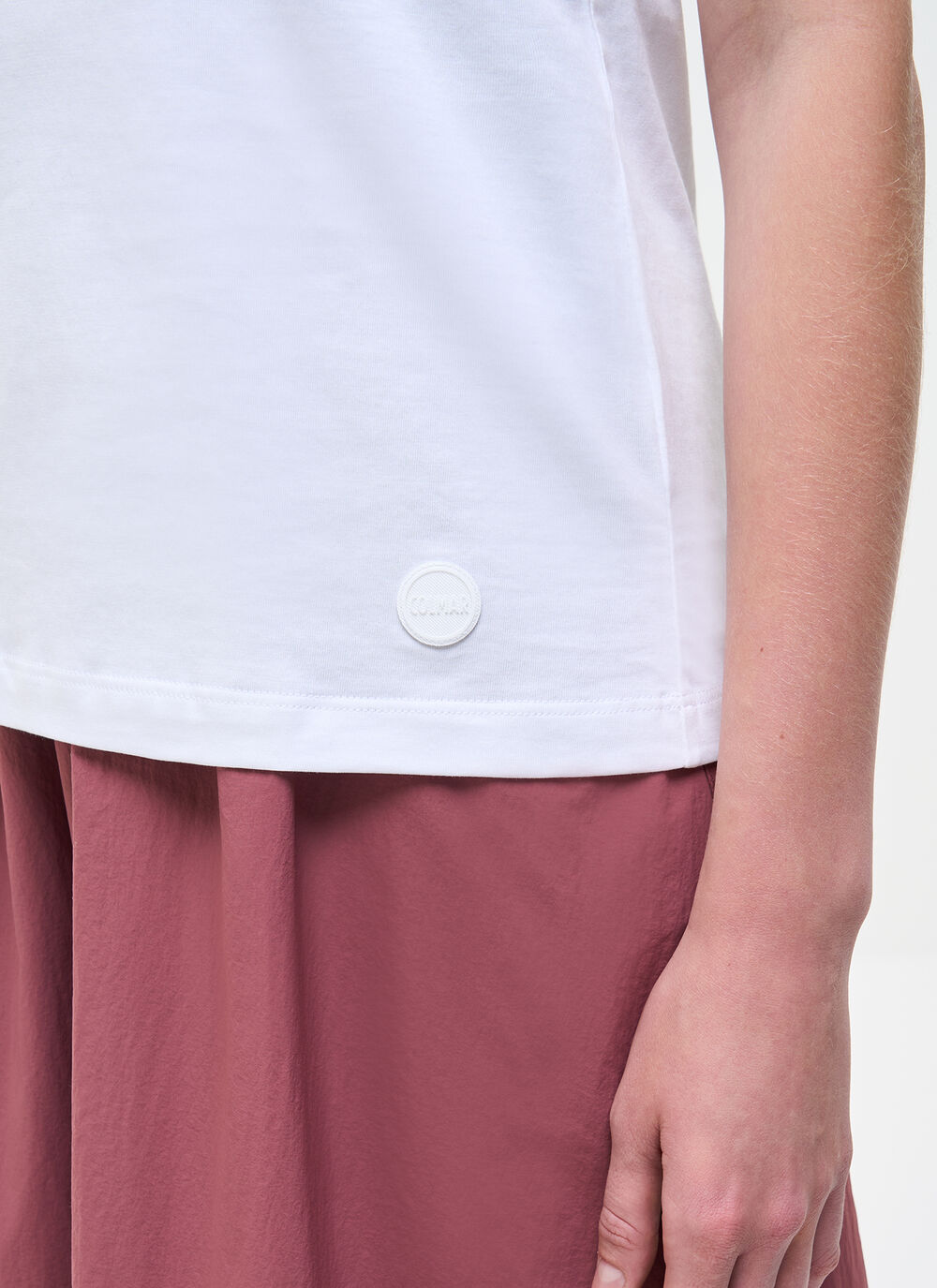 Cotton round-neck T-shirt image number 2