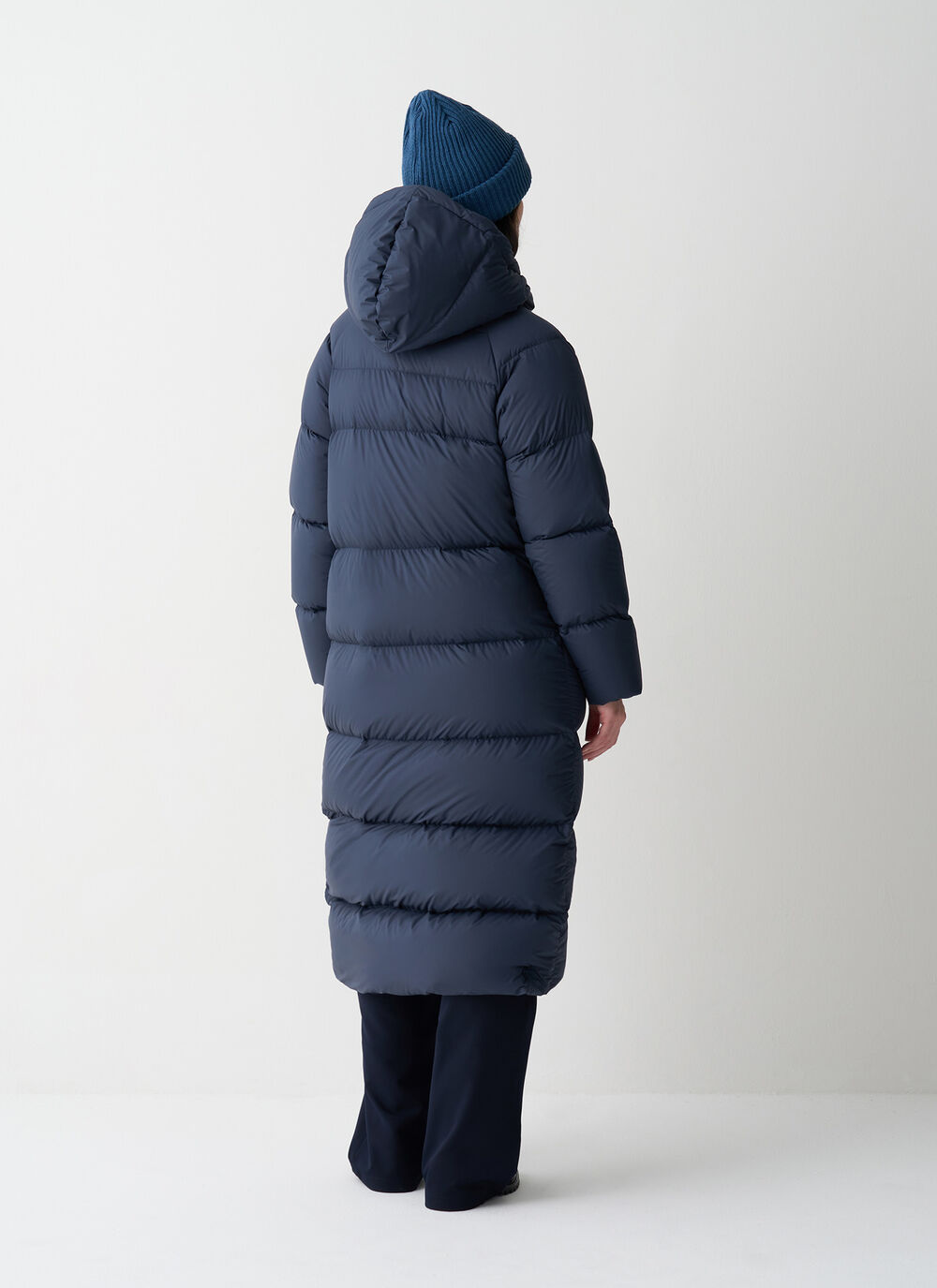 Puffy down jacket with belt image number 3