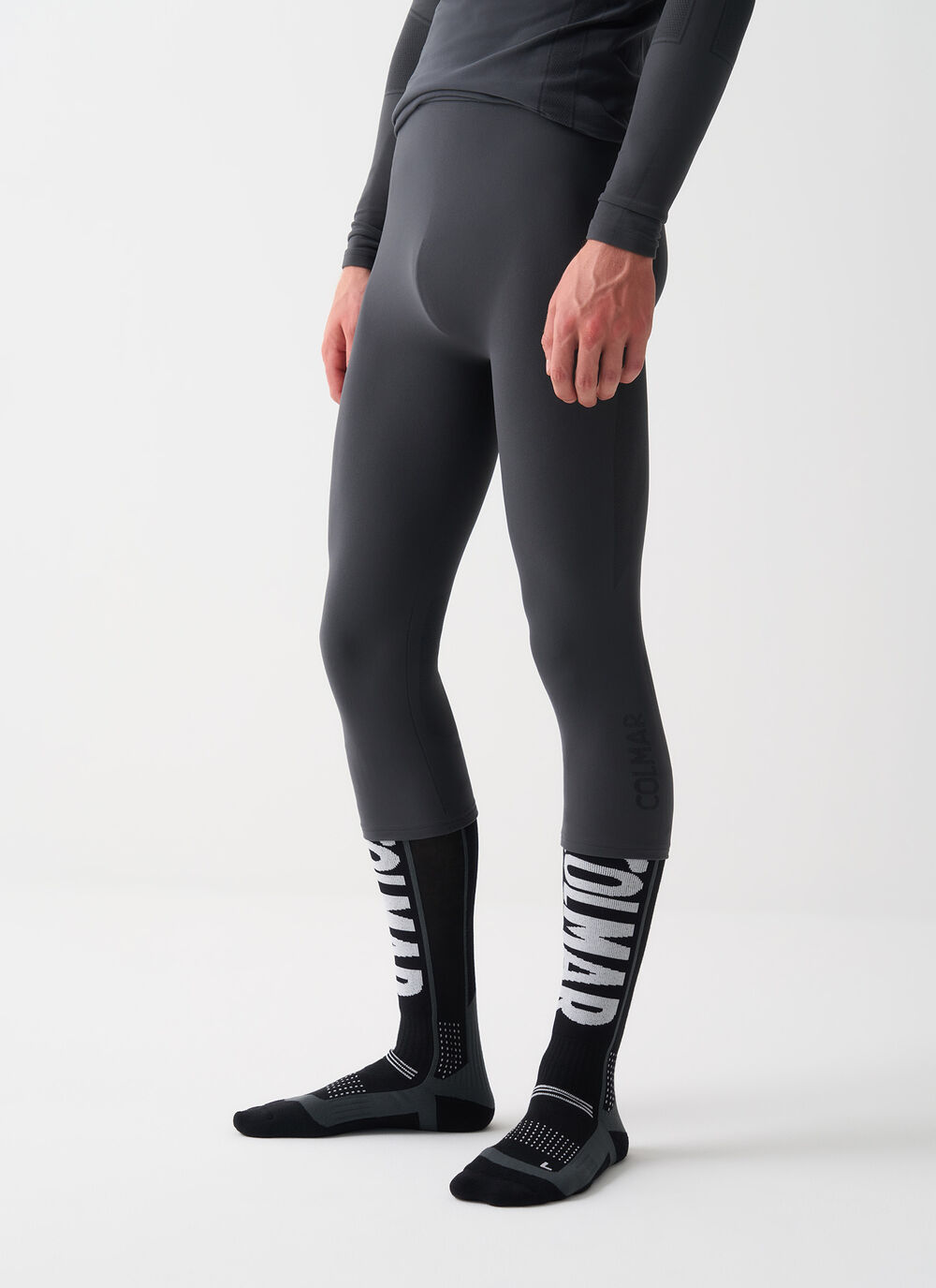 Dryarn&reg; seamless thermal trousers image number 1