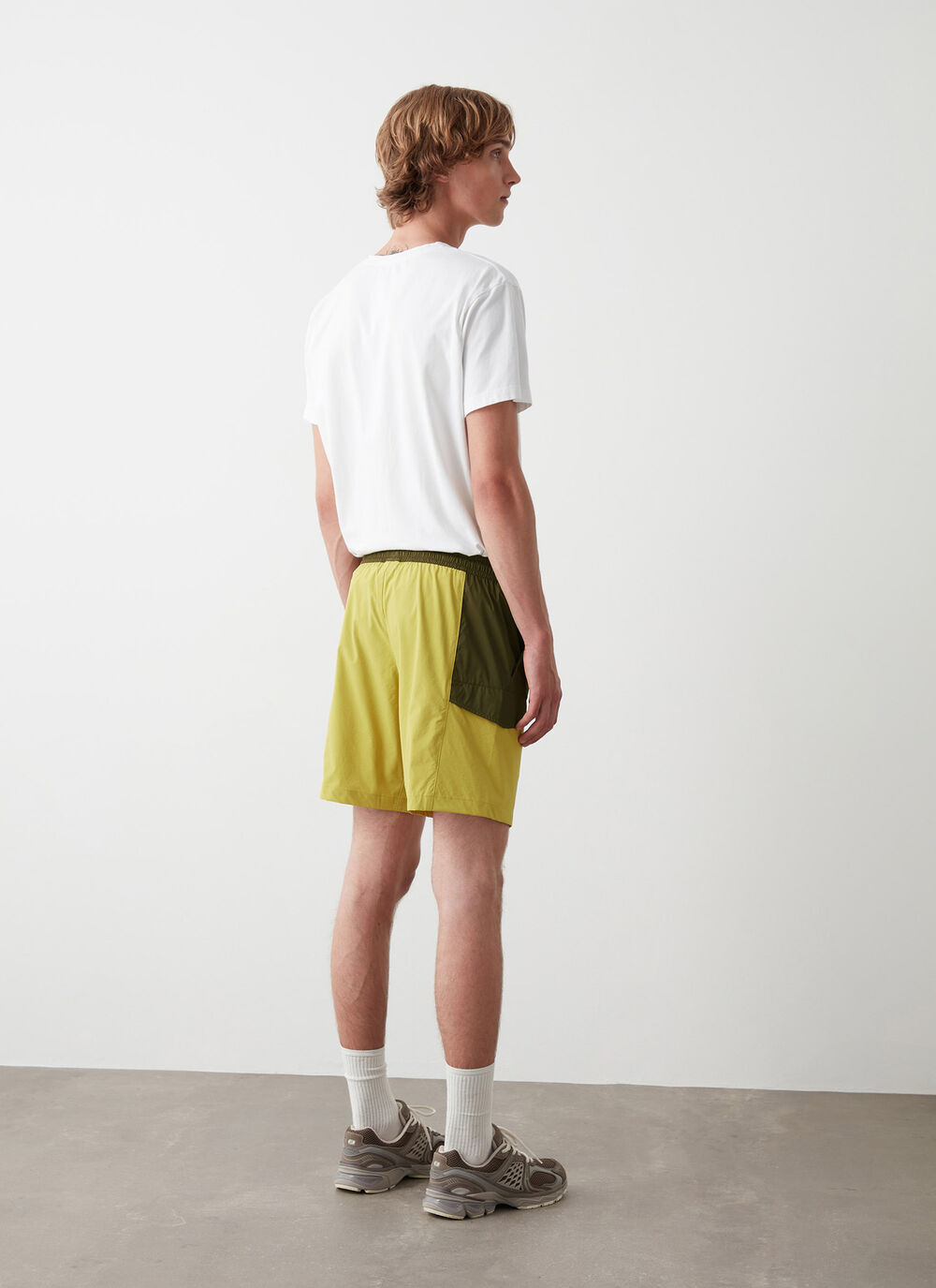 Pantal&oacute;n corto t&eacute;cnico image number 3