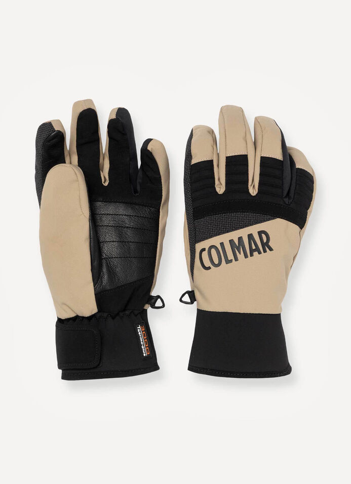 Performing men's extra-warm ski gloves