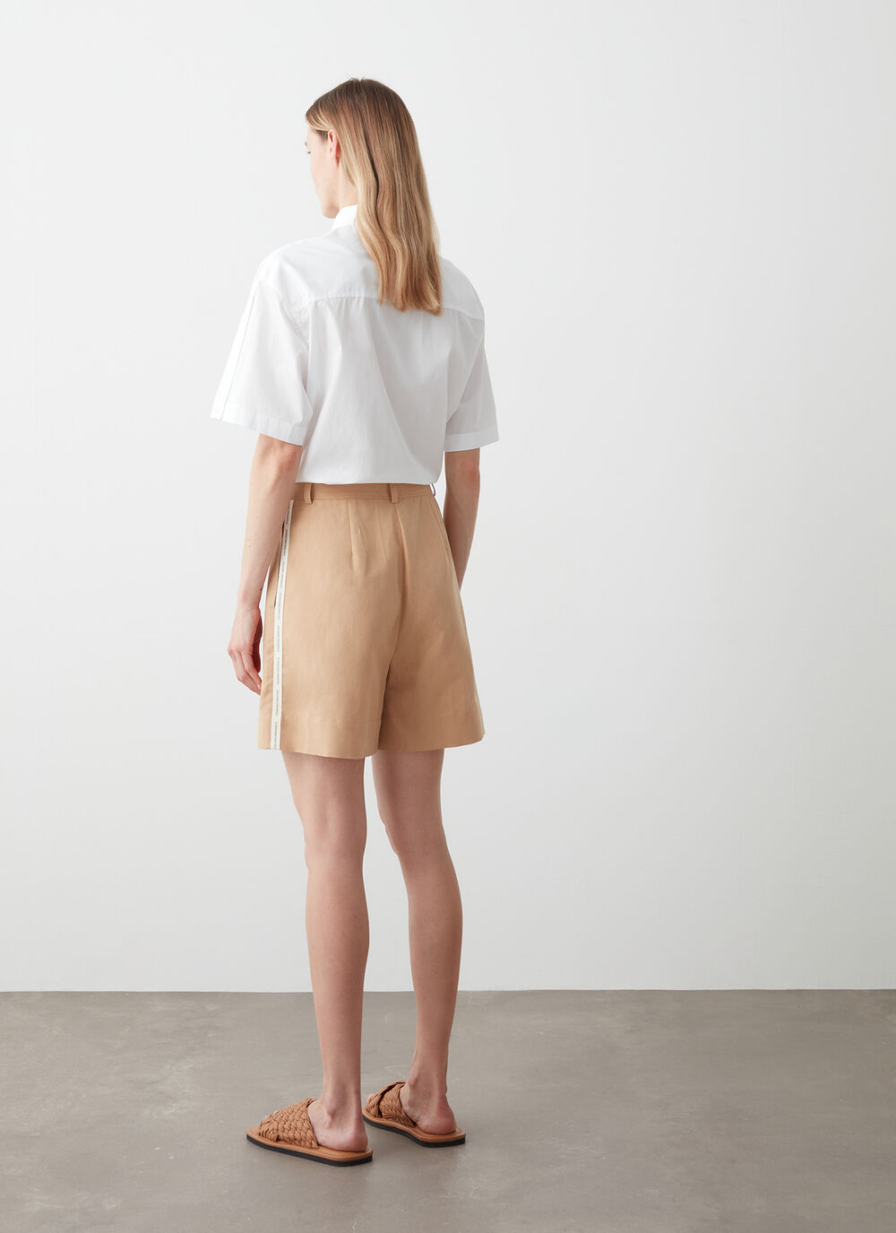 Linen bermudas image number 3