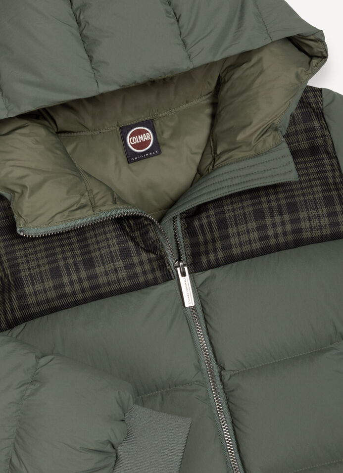 Check hooded down jacket image number 6