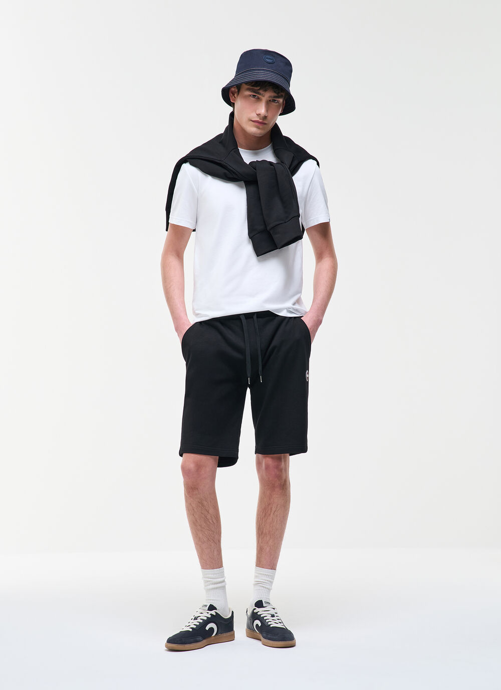 Plush bermudas image number 1