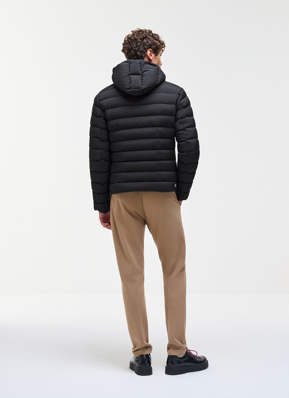 Hooded matte down jacket