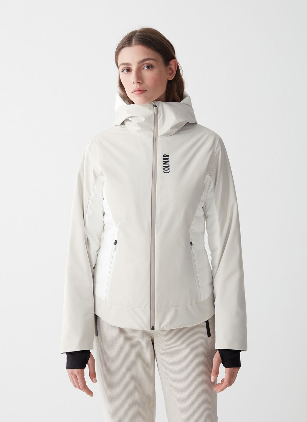 Slim-fit ski jacket image number 0