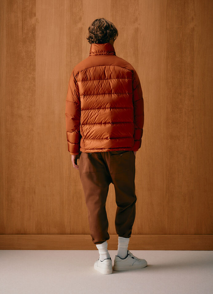 Down jacket with enveloping collar image number 3