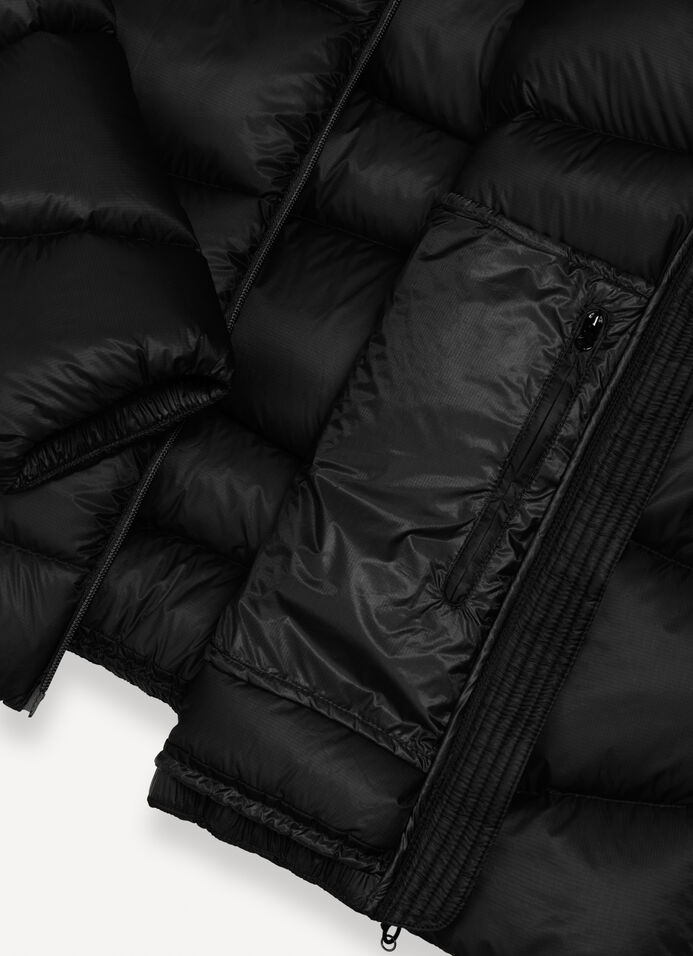 Hooded down jacket with wavy quilting image number 6