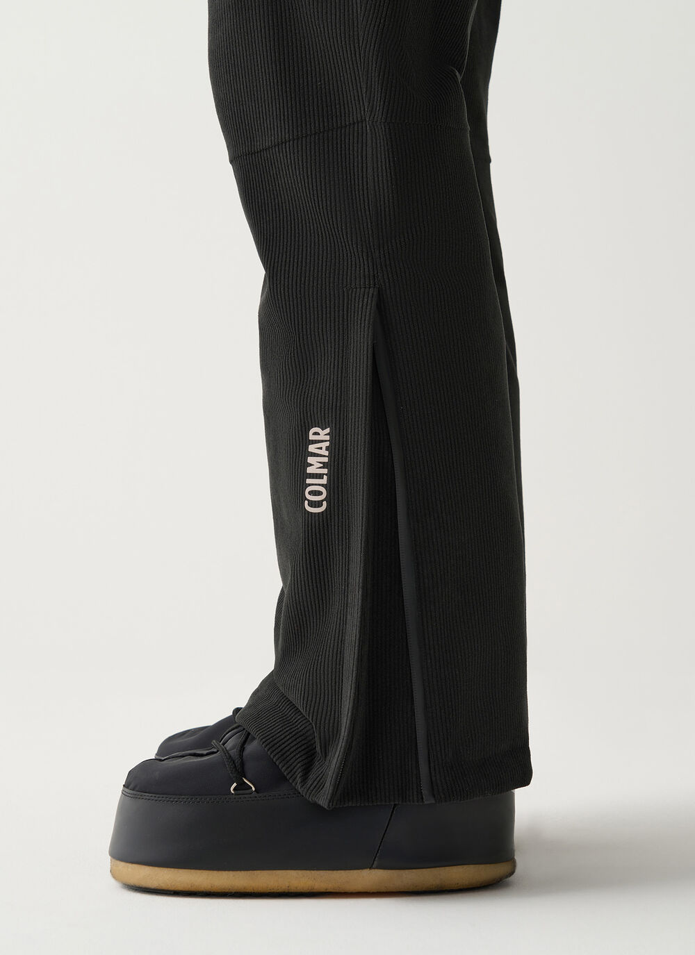 Padded corduroy ski pants image number 2