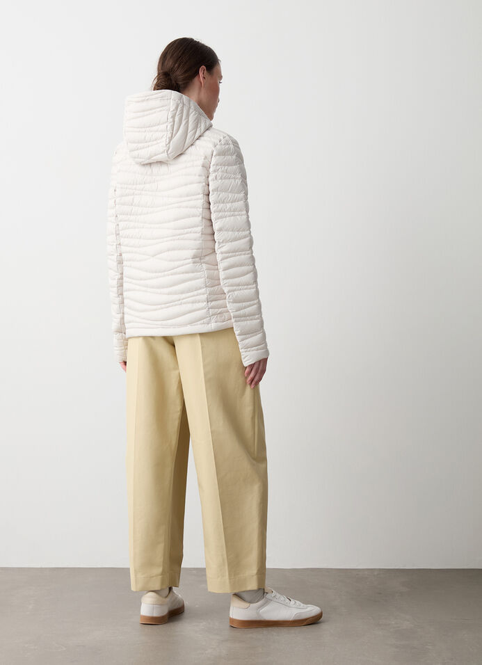 Hooded down jacket with wave quilting image number 3