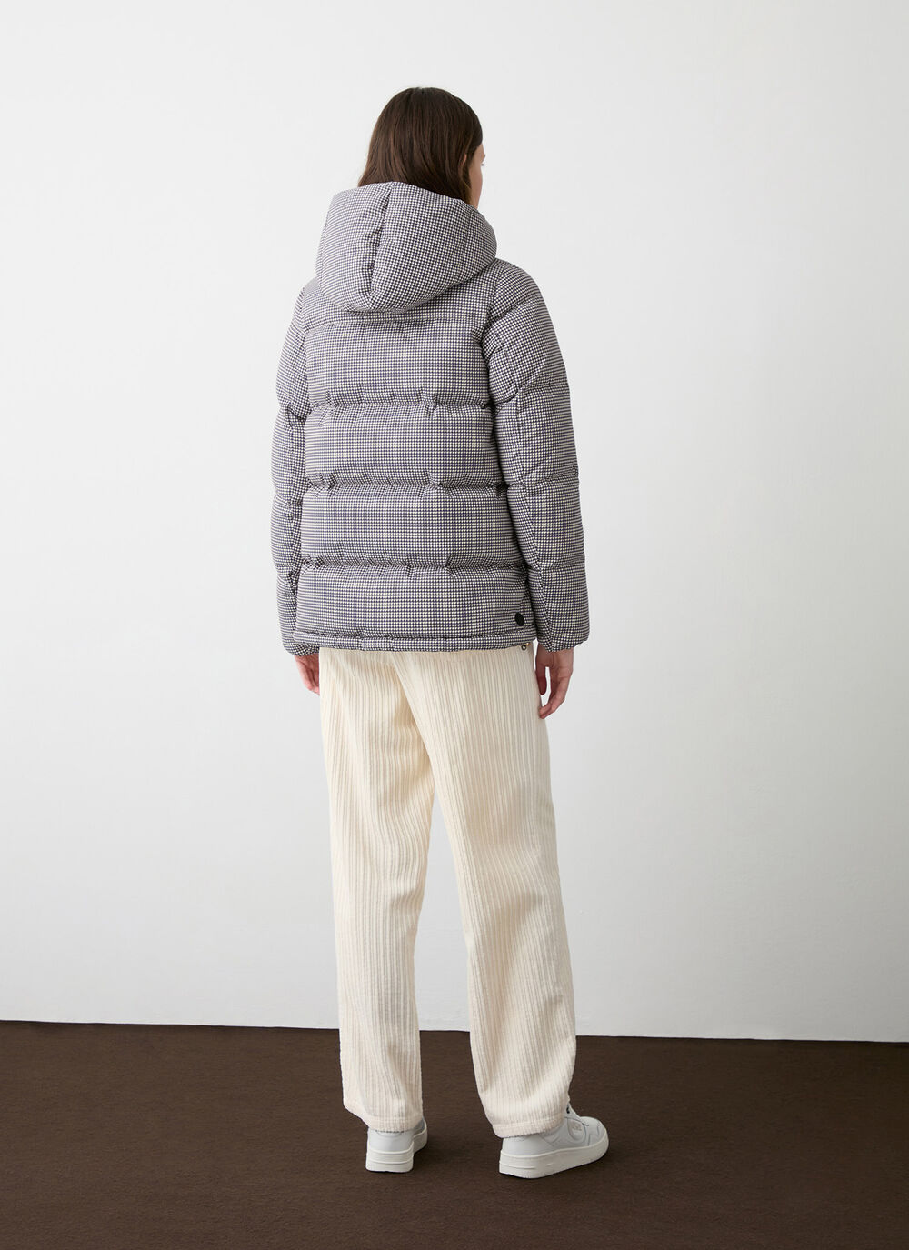 Houndstooth down jacket with maxi-hood image number 3