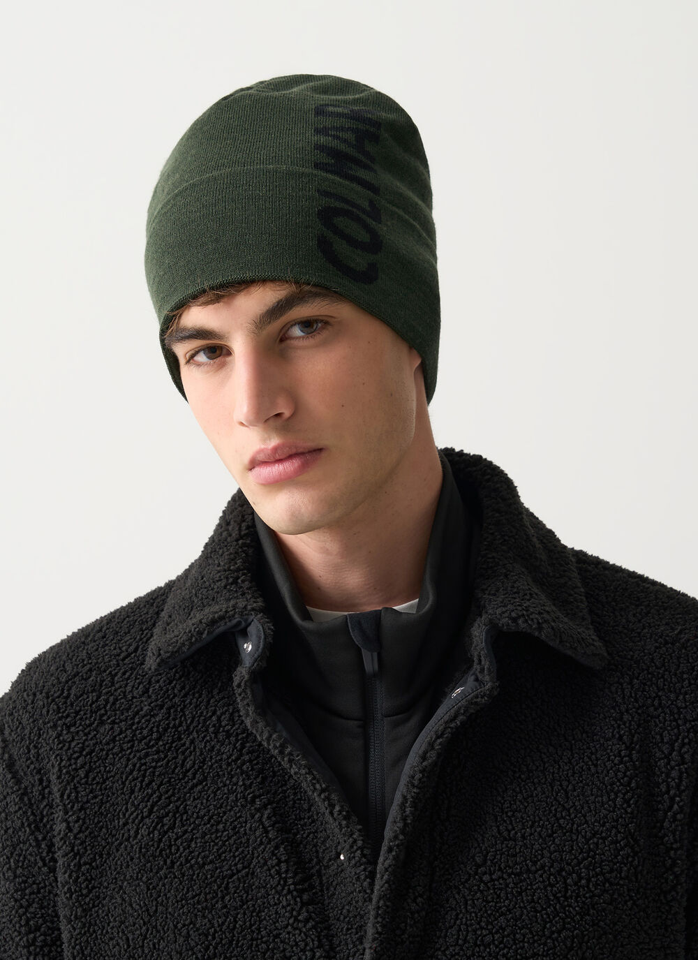 Men&rsquo;s branded hat with turn-up cuff image number 0