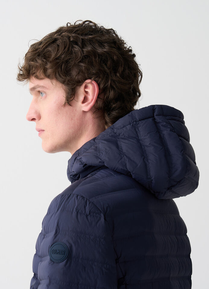 Seamless down jacket with hood image number 2