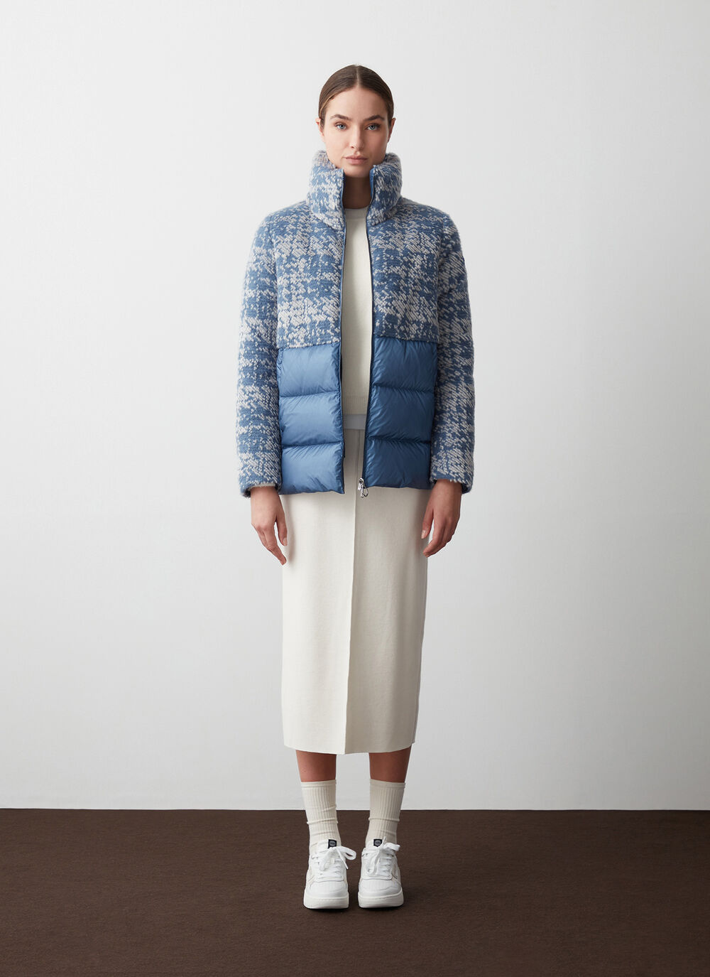 Jacquard down jacket with enveloping collar image number 2