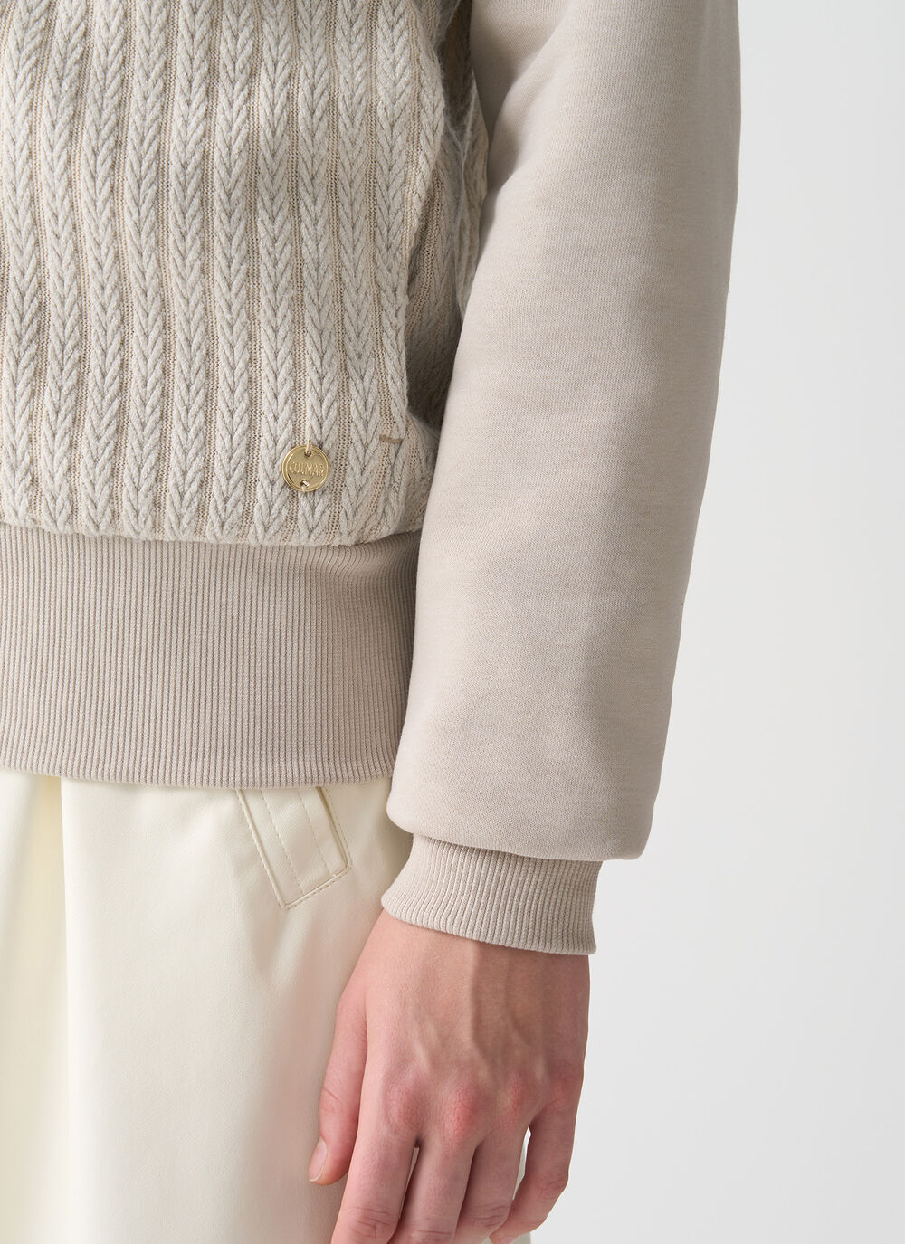 Cable-knit hooded sweatshirt image number 2