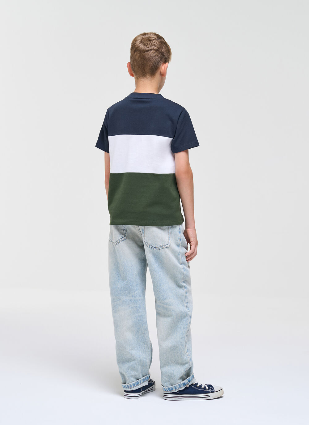 Color Block T-shirt image number 3