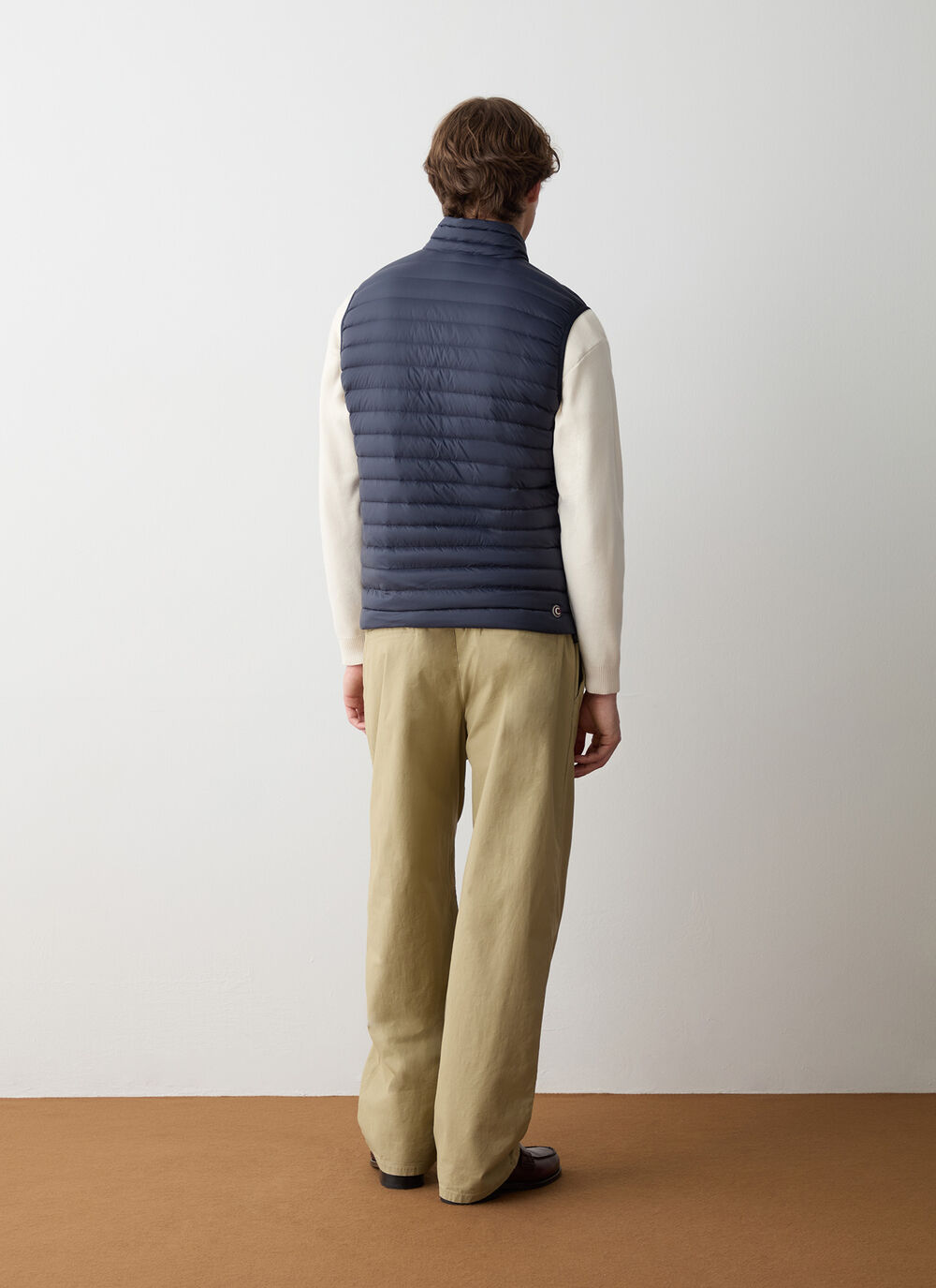 Quilted down vest image number 3