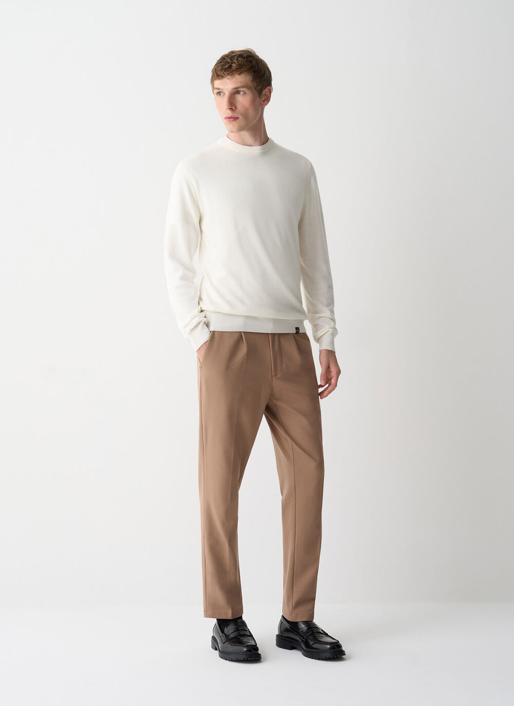 Fine-knit pullover image number 0