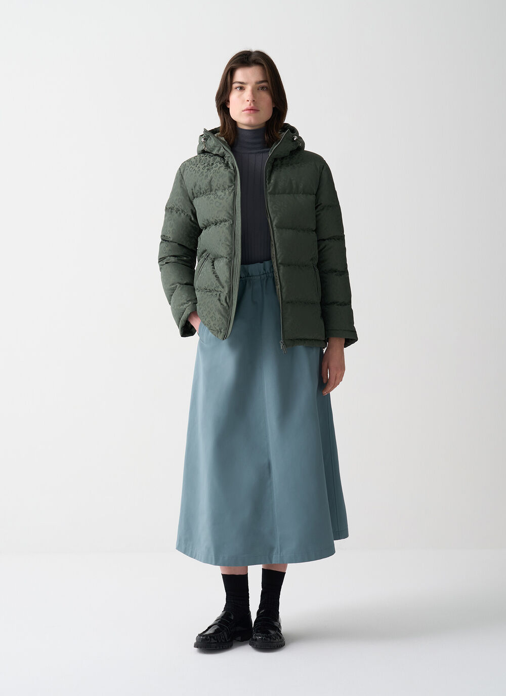 Animal-print hooded down jacket image number 0