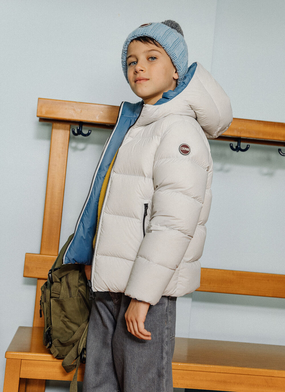 Reversible hooded quilted jacket image number 7