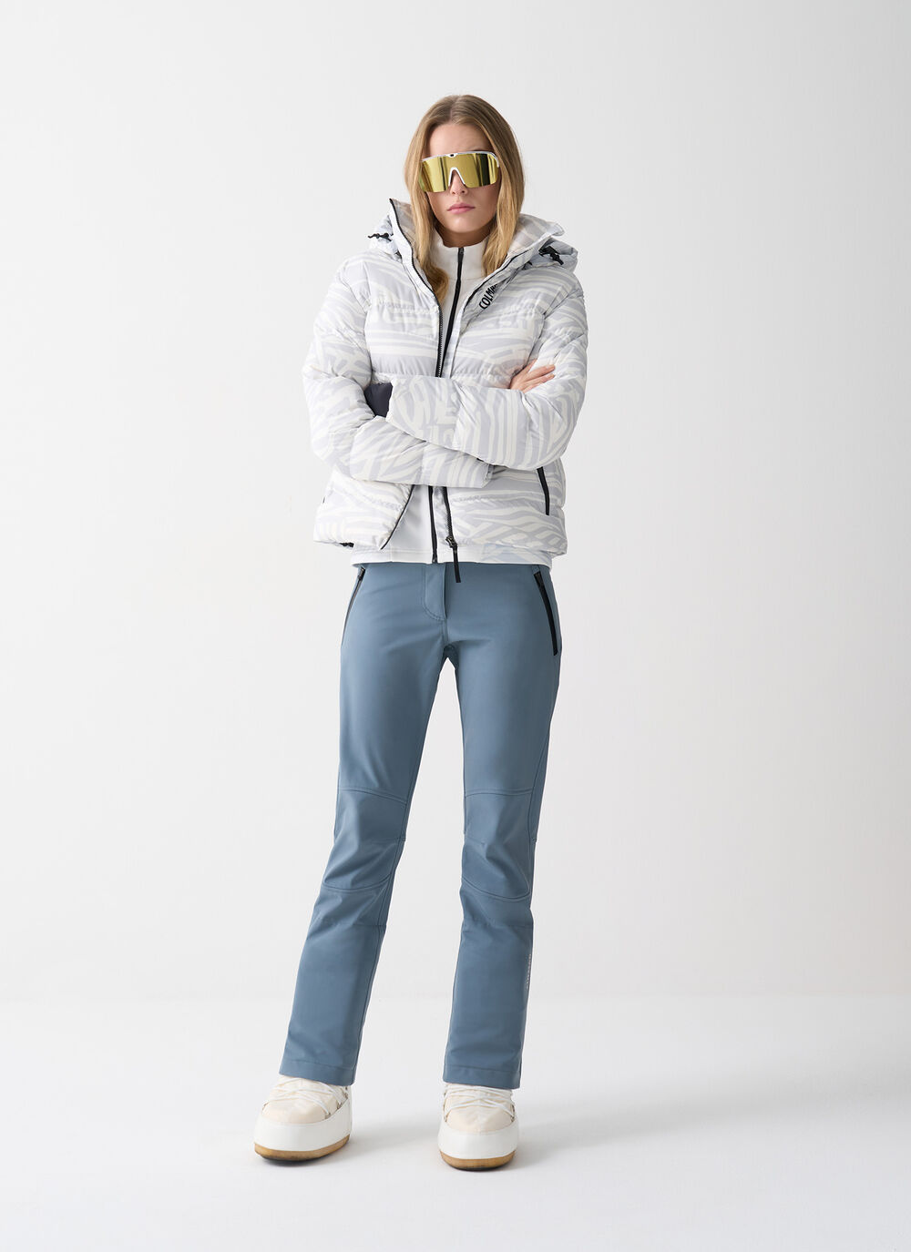 Scratchy padded ski jacket image number 0