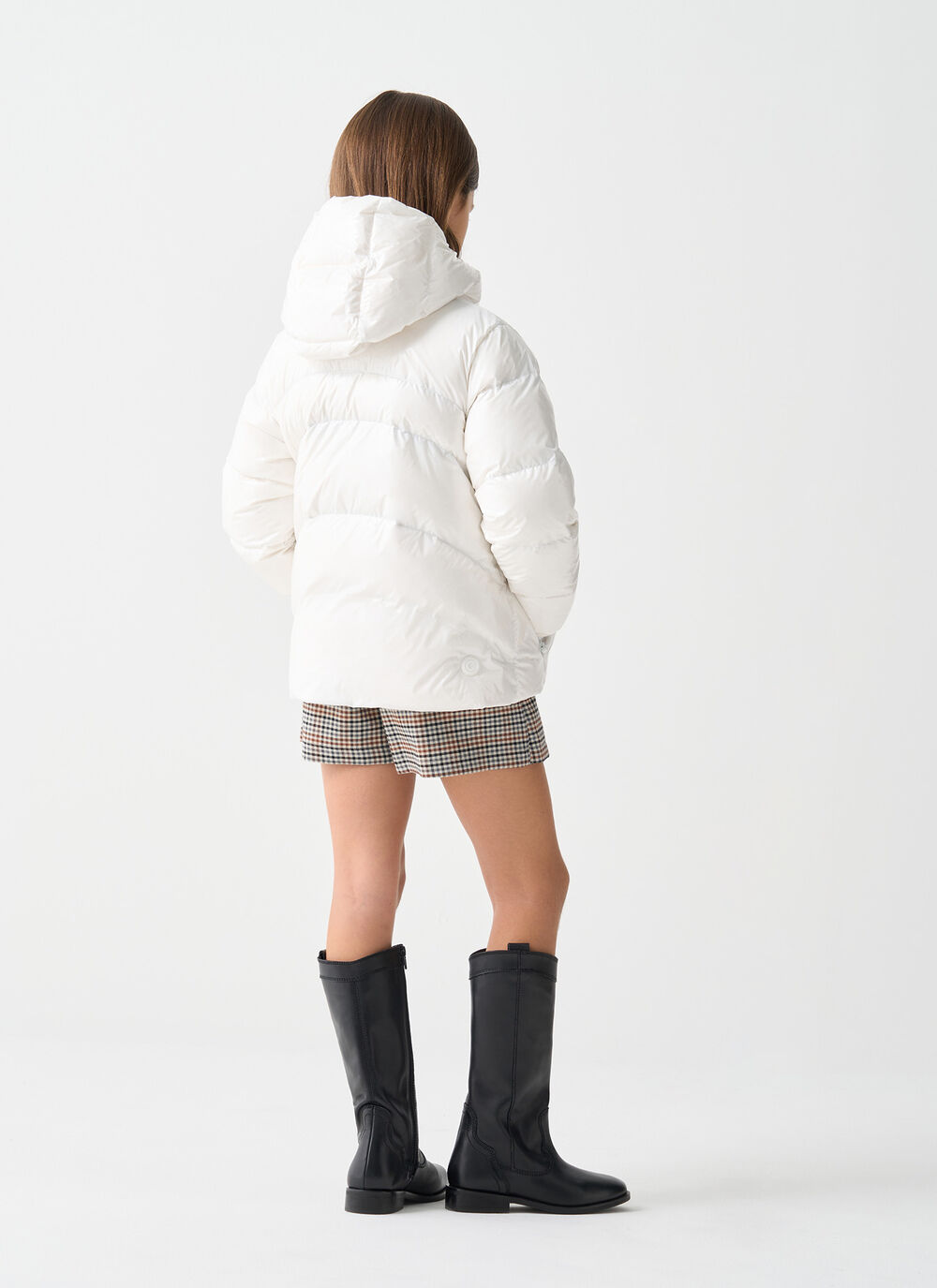 Piumino glossy con cappuccio image number 3