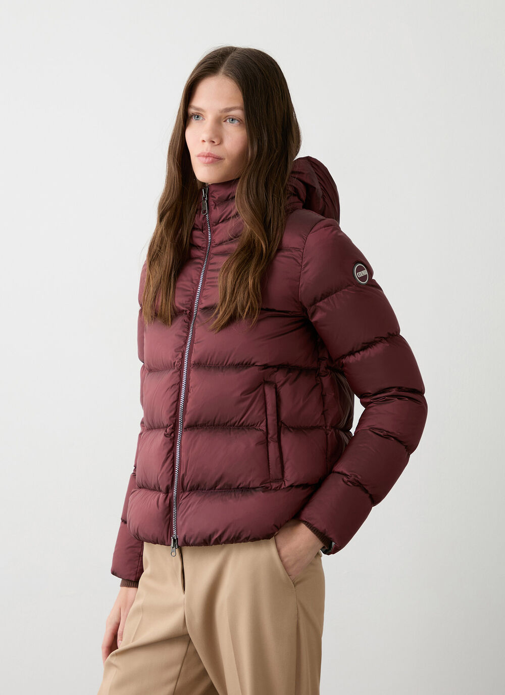 Down jacket with detachable hood and drawstring image number 3