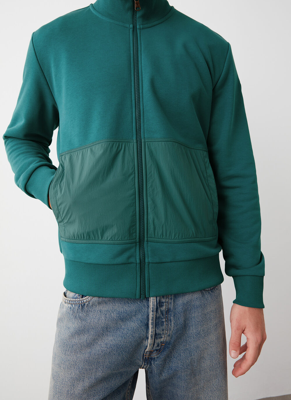 Sweatshirt with nylon details image number 2