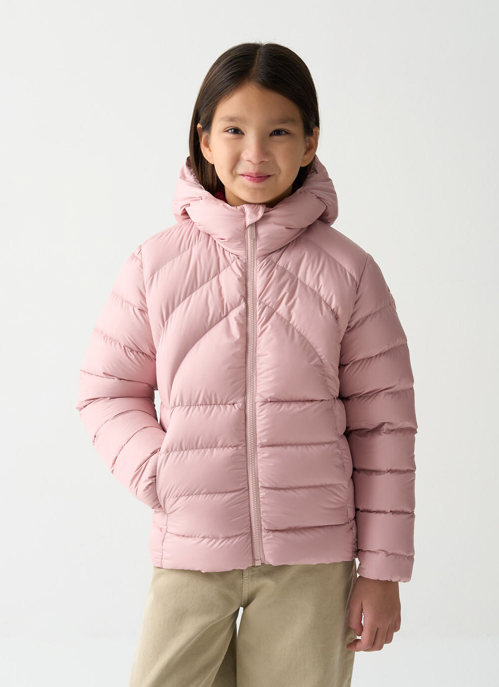 Plum&iacute;fero acolchado con capucha image number 1