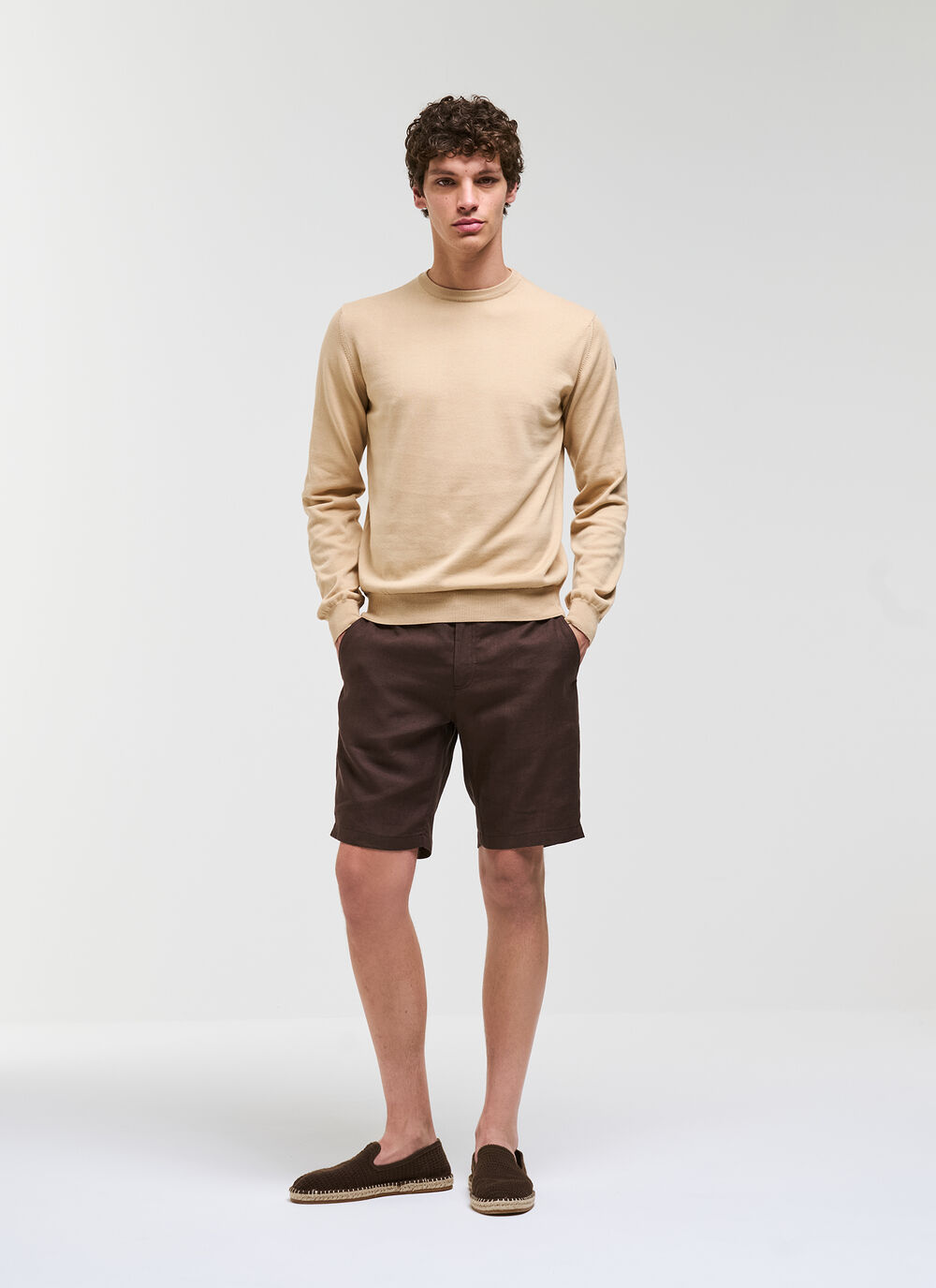 Branded organic cotton pullover image number 1