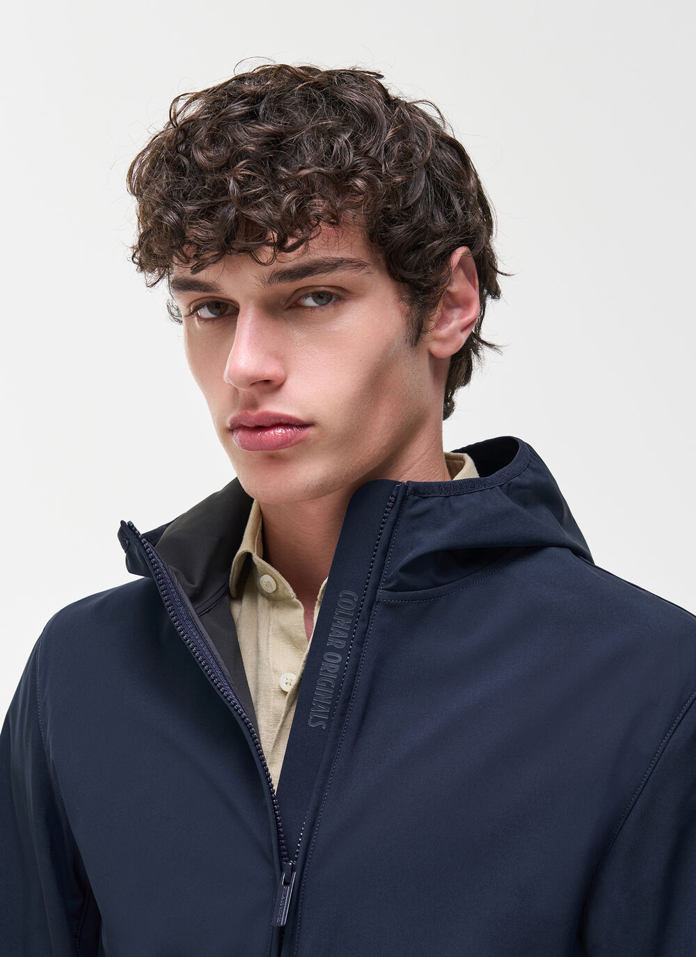 Softshell hooded jacket image number 3