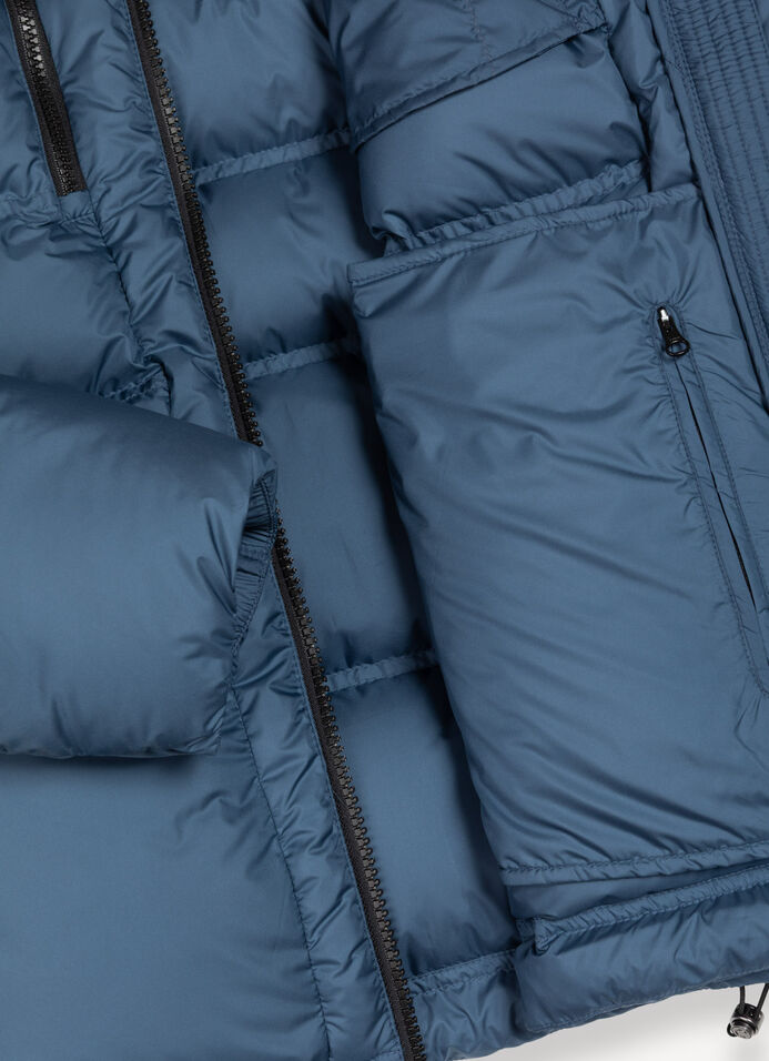 Chaqueta acolchada con capucha image number 5