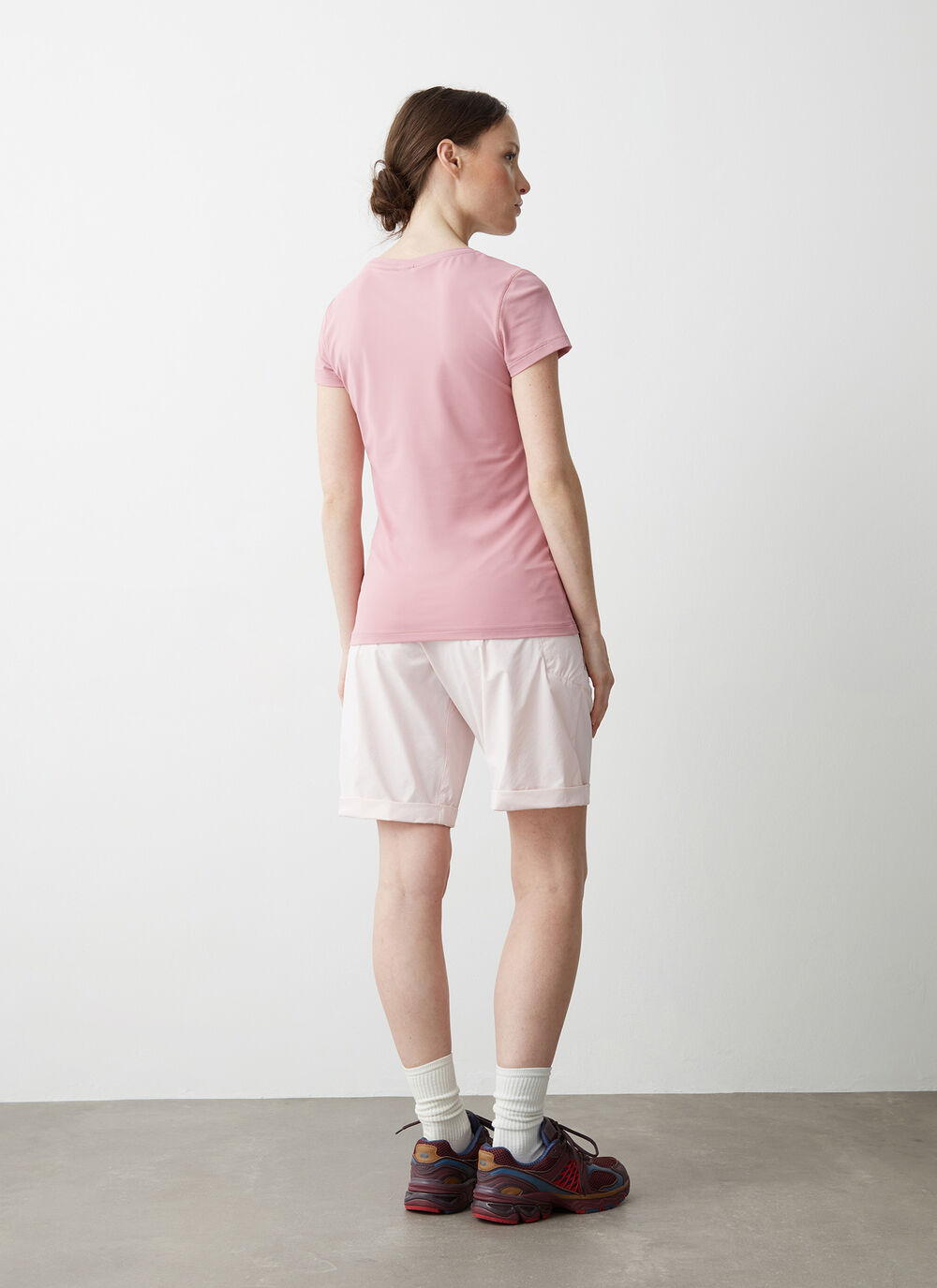 Short-sleeved T-shirt in stretch jersey image number 3