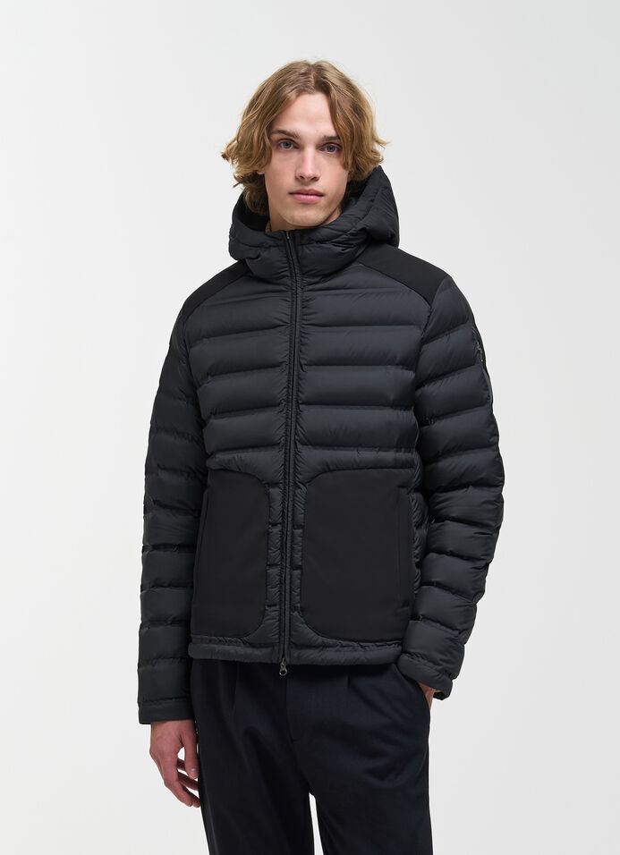 Seamless down jacket with stretch inserts