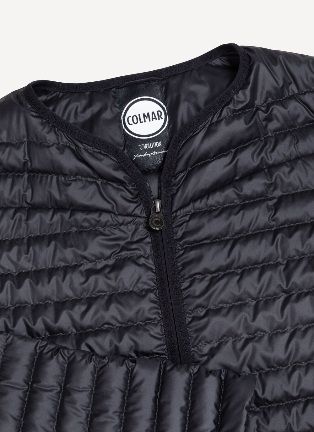 Lightweight down jacket with low-cut neck image number 6