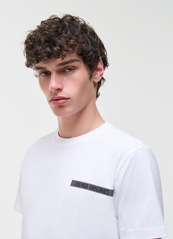 T-shirt with transfer logo