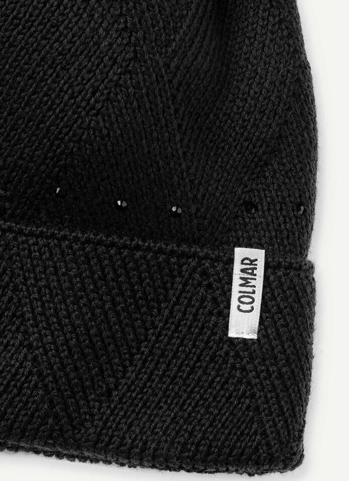 Women’s hat with diamond motif and pom-pom image number 3