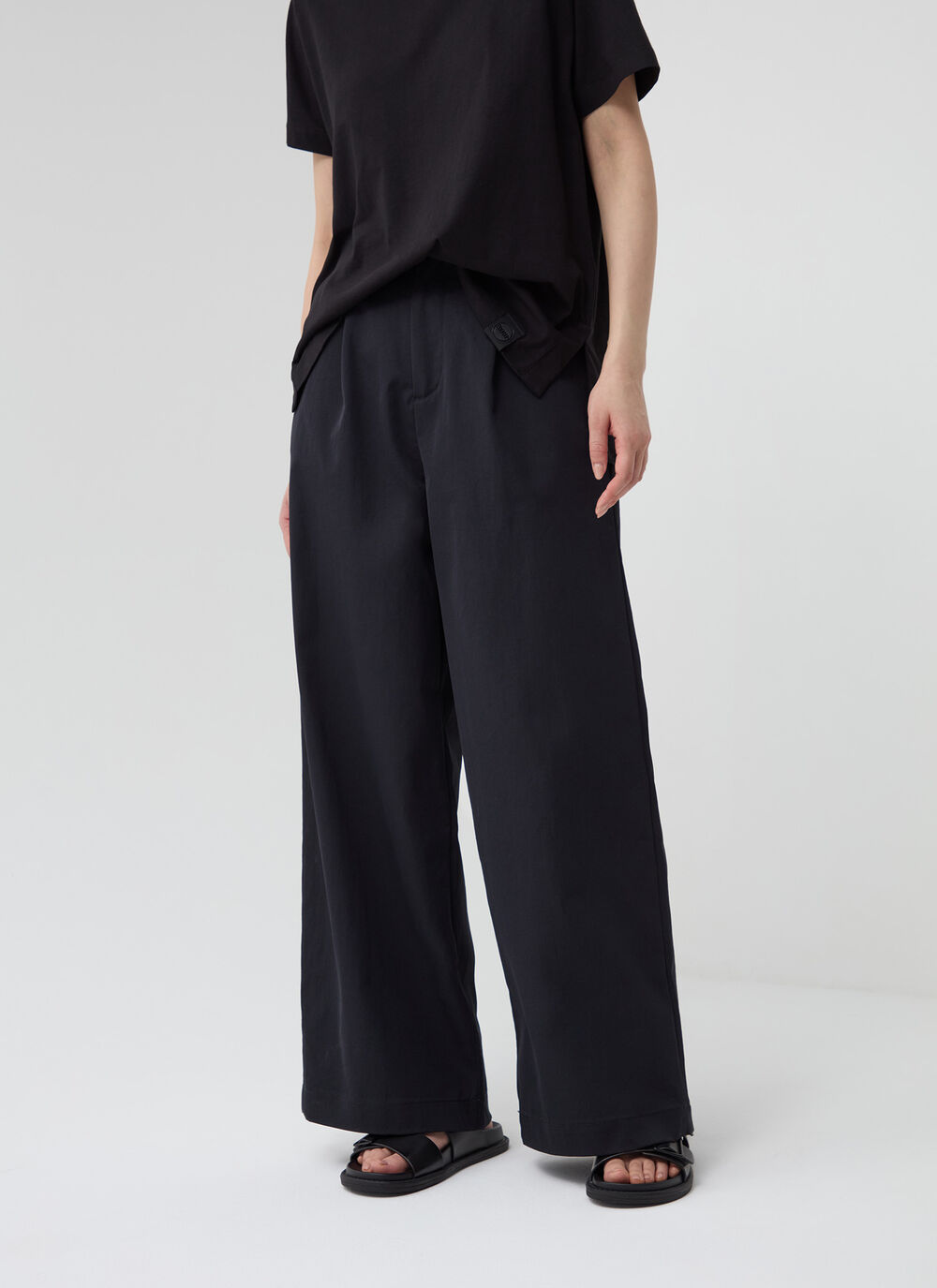Easy care palazzo trousers with darts image number 0