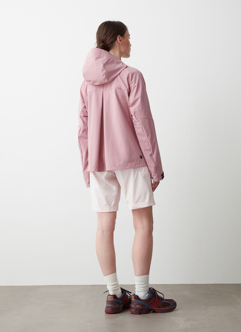 Technical stretch fabric cape image number 3