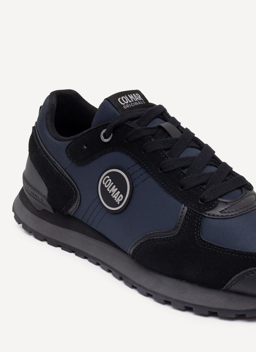 Travis Dark men&rsquo;s sneakers image number 2