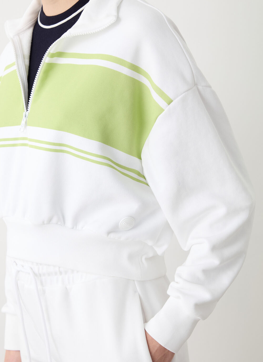 Cropped relaxed-fit sweatshirt image number 1