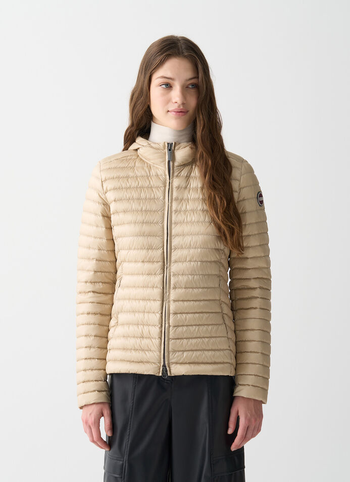 Piumino leggero con cappuccio image number 1