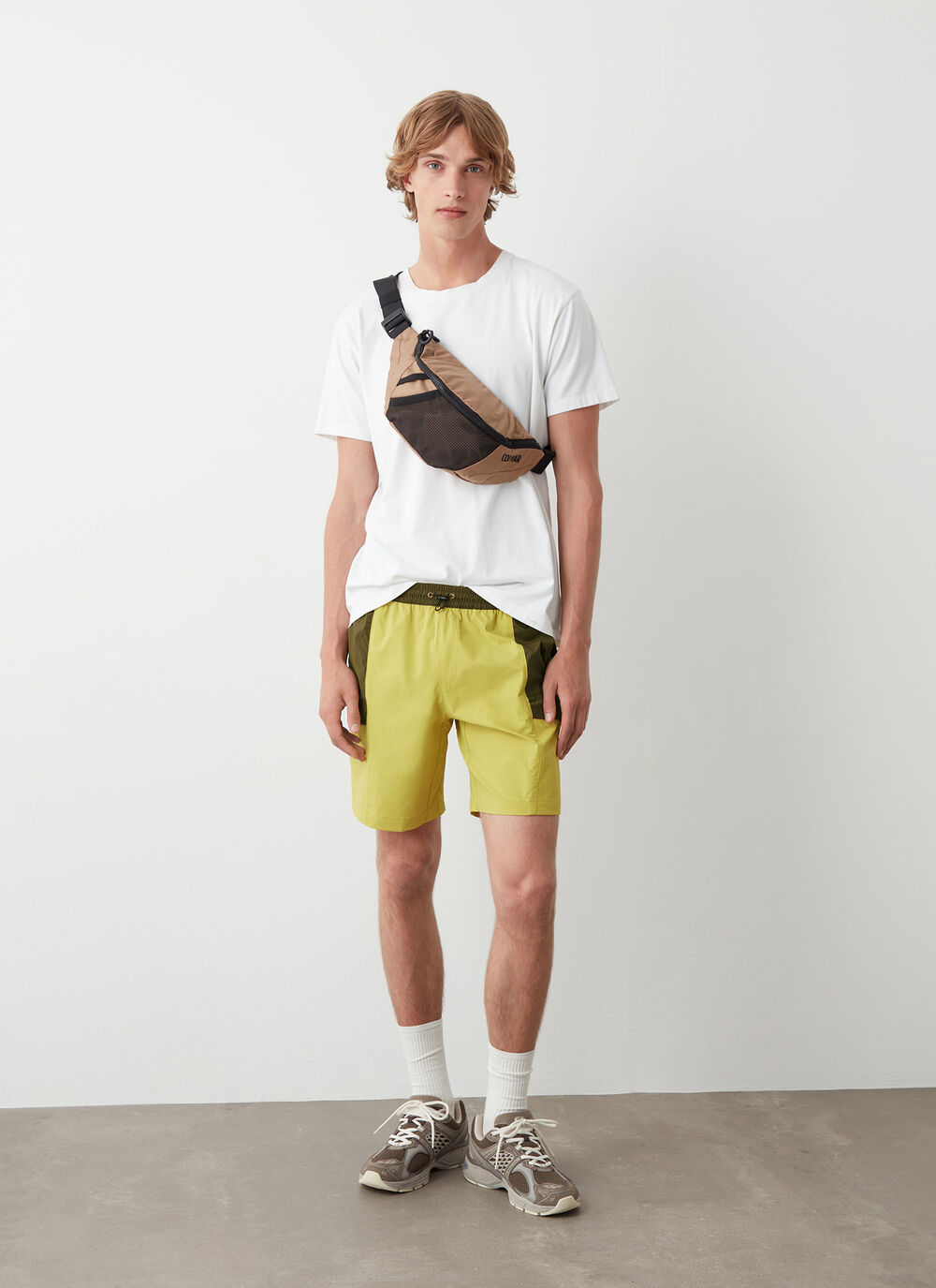 Pantal&oacute;n corto t&eacute;cnico image number 1