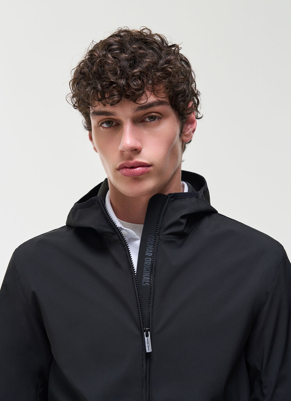 Softshell hooded jacket image number 1